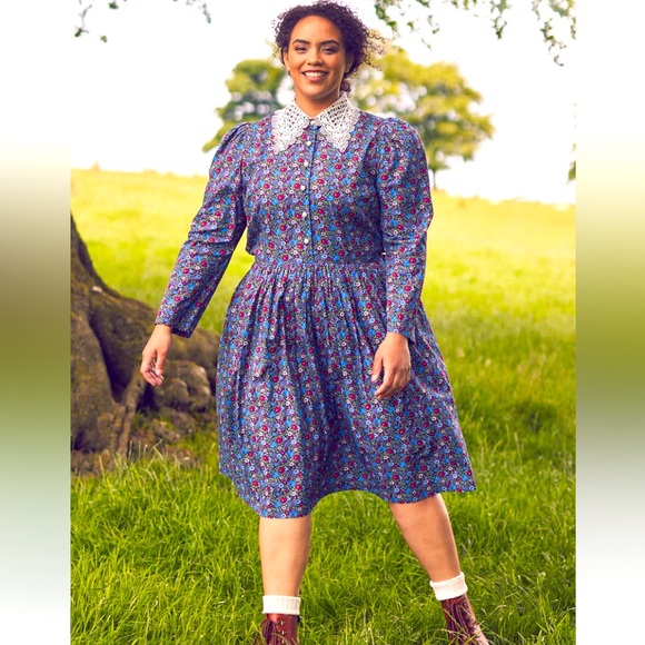 Laura Ashley X Joanie Nia Daniela Floral Print Lace Collar Button-Down Dress - Picture 1 of 9